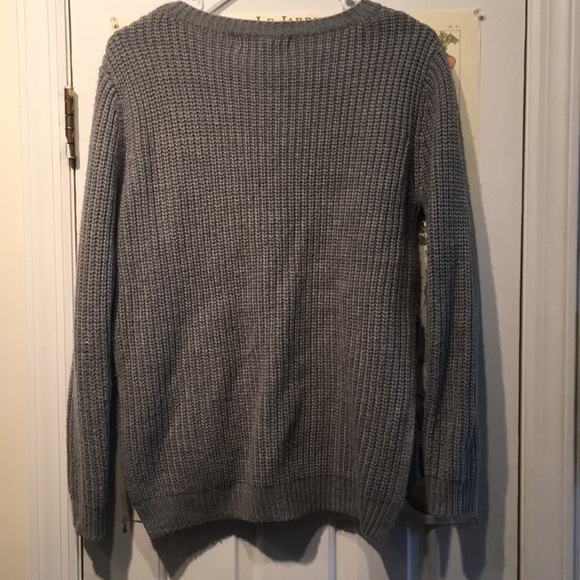 Gray knit sweater - Picture 4 of 5